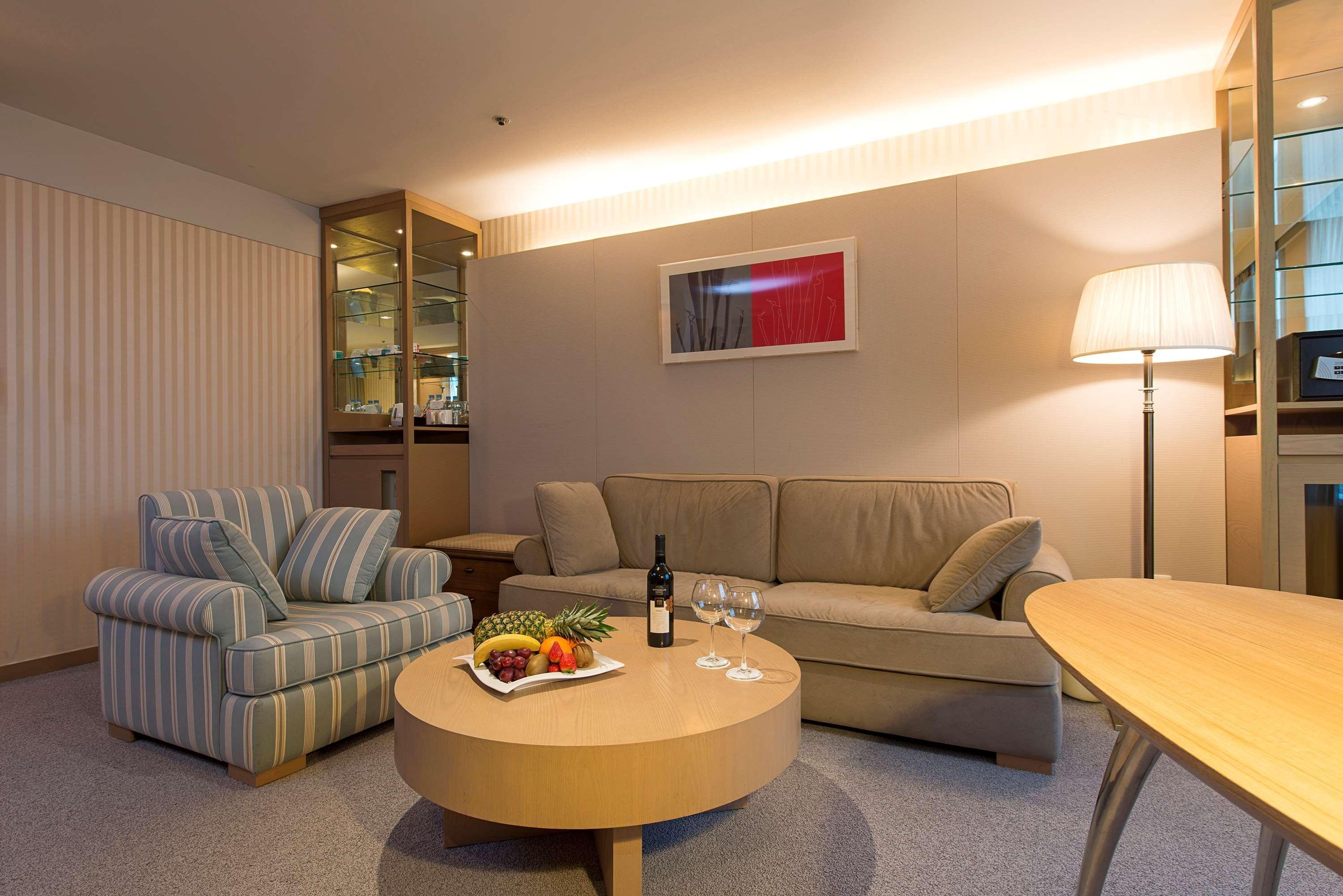 Best Western Premier Incheon Airport Hotel Exterior foto